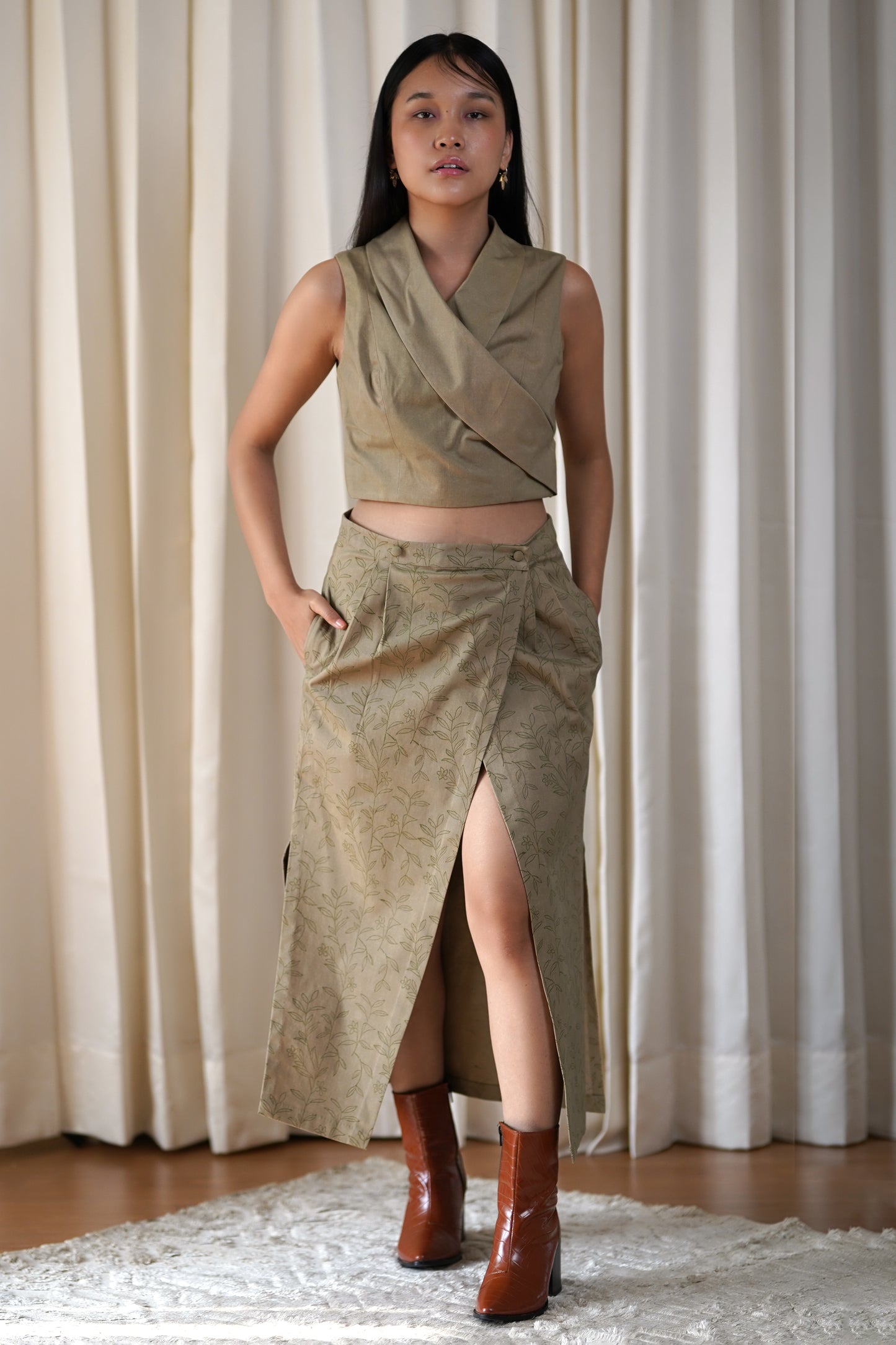 Pleated skirt