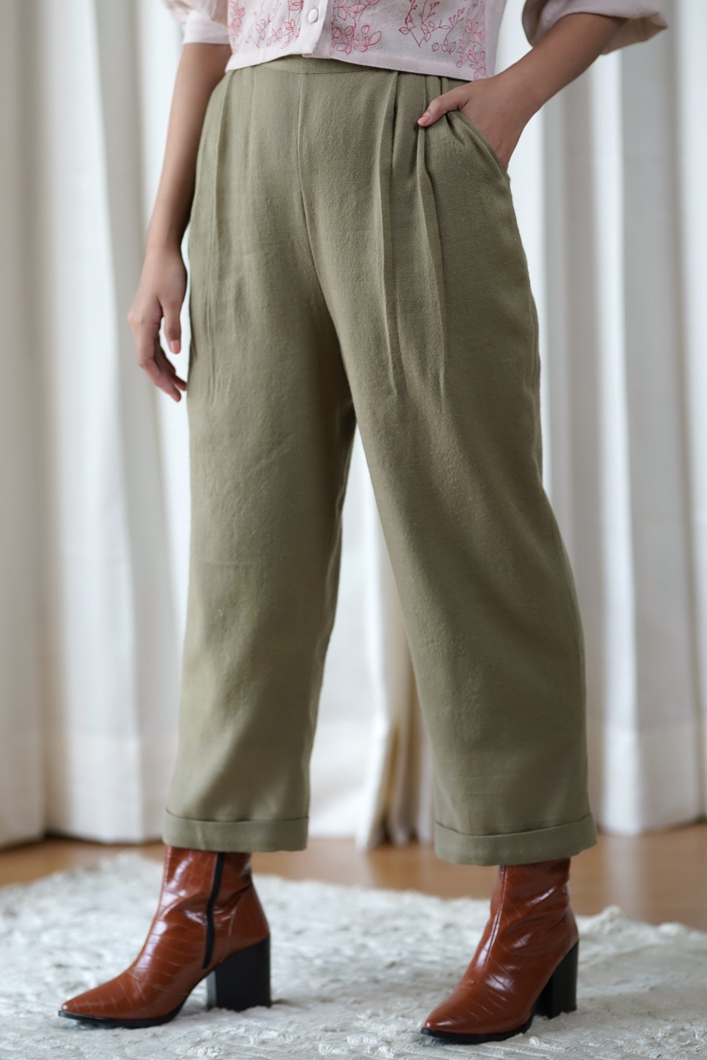Double pleated pants