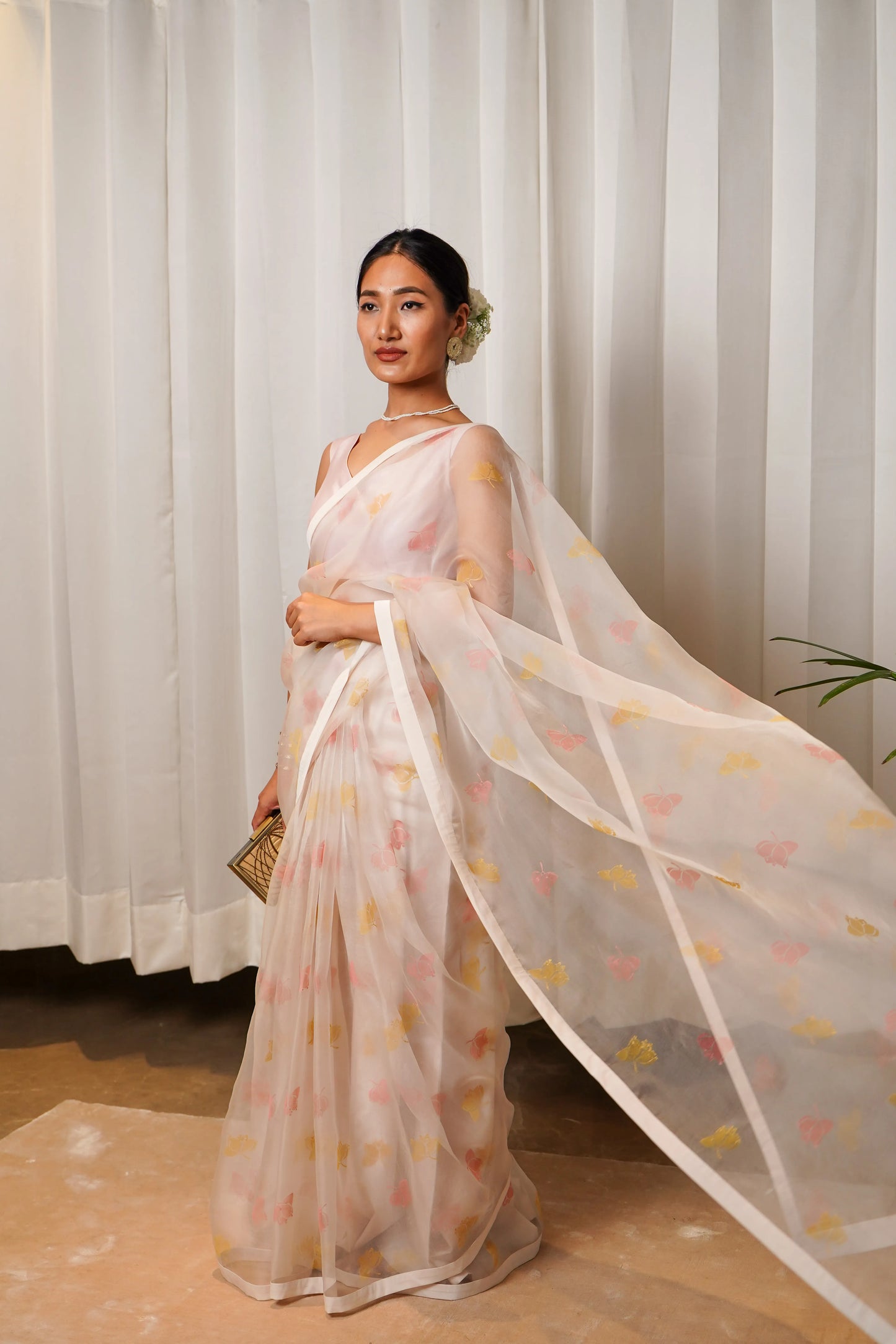 Bougainvillea sari