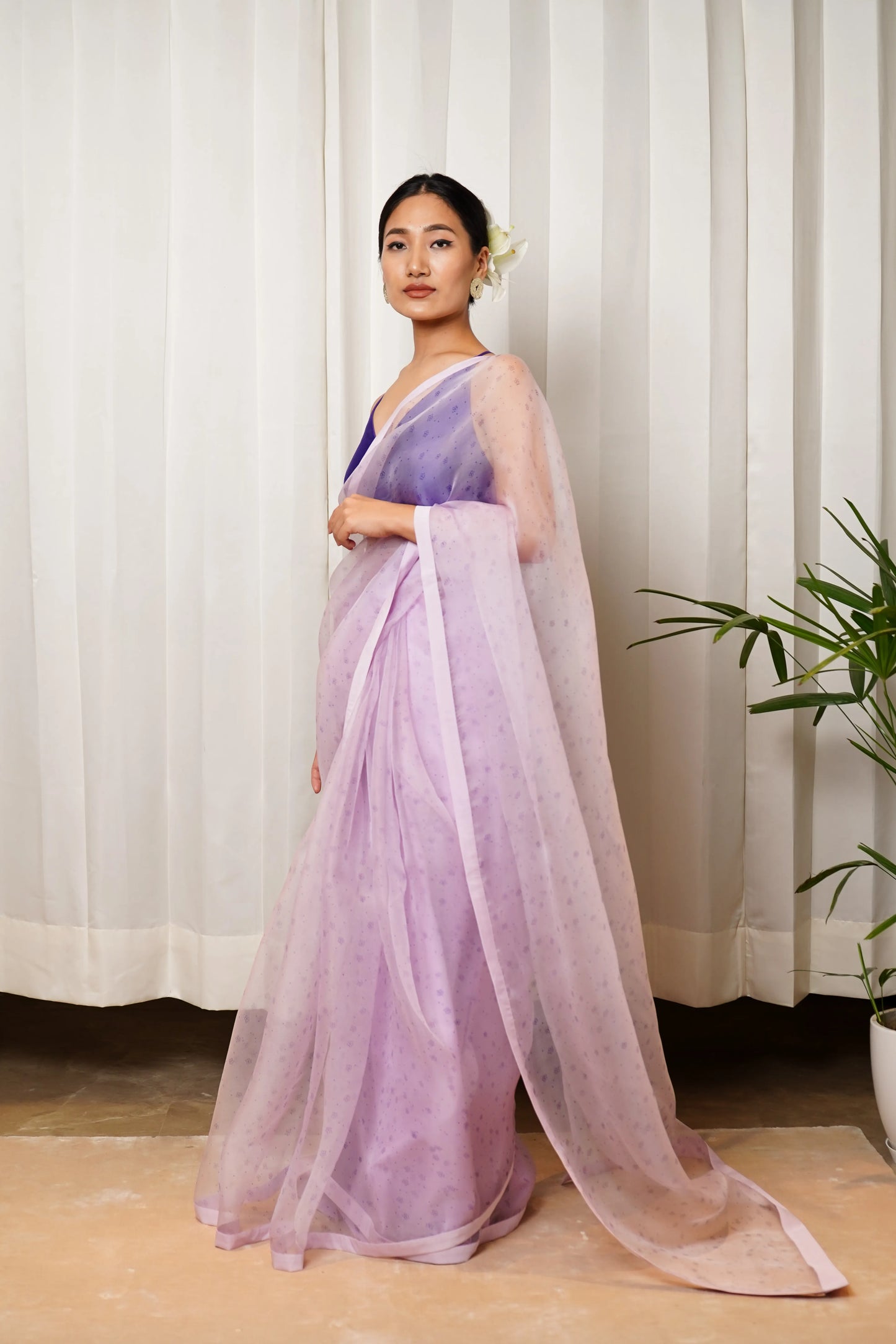 Bed of flower Sari